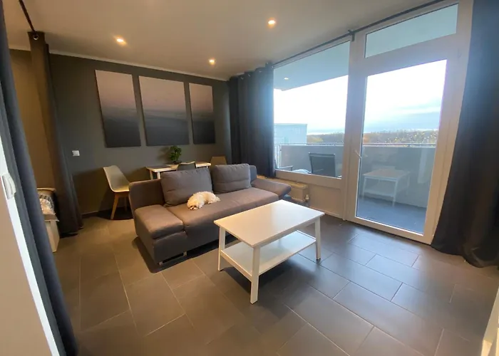 At Bea Homberg Apartment